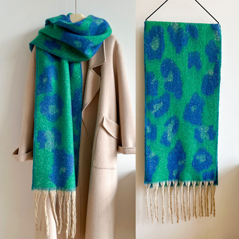 Maddalena | Lightweight and Wraparound Scarf
