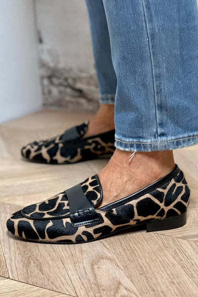 SOFIA | Loafers met dierenprint