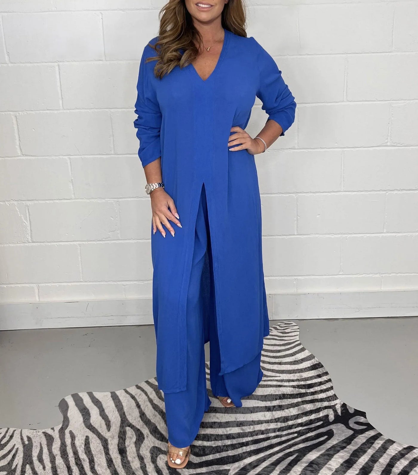 Capea - Light & Elegant Two-Piece Spring Set