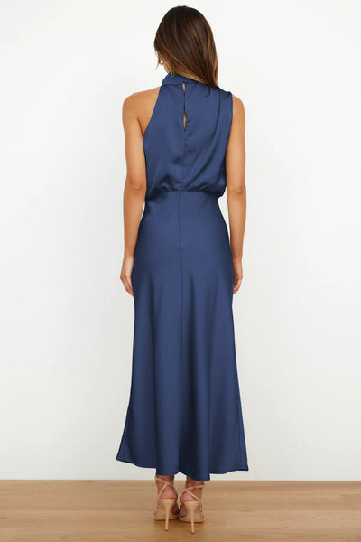 Theresa - Long Dress with Halterneck