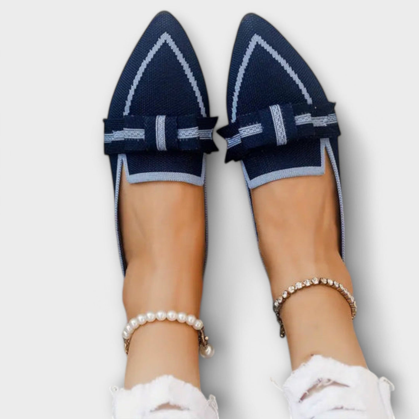 Women's Shoes with Knotted Design