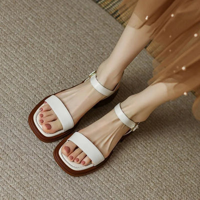 Luna | Leren Sandalen met Tijdloze Elegantie
