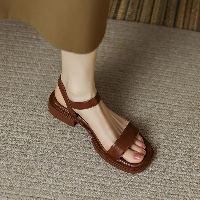 Luna | Leren Sandalen met Tijdloze Elegantie
