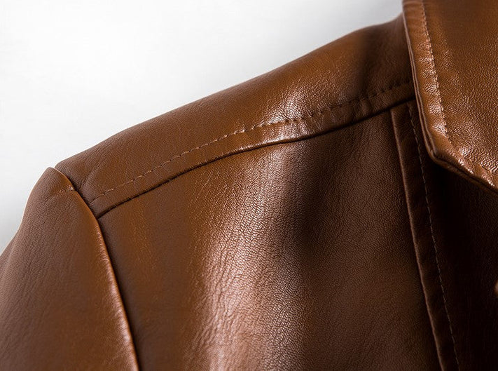 Men's Coats Made from High-Quality Faux Leather with Stylish Buttons and Practical Pockets